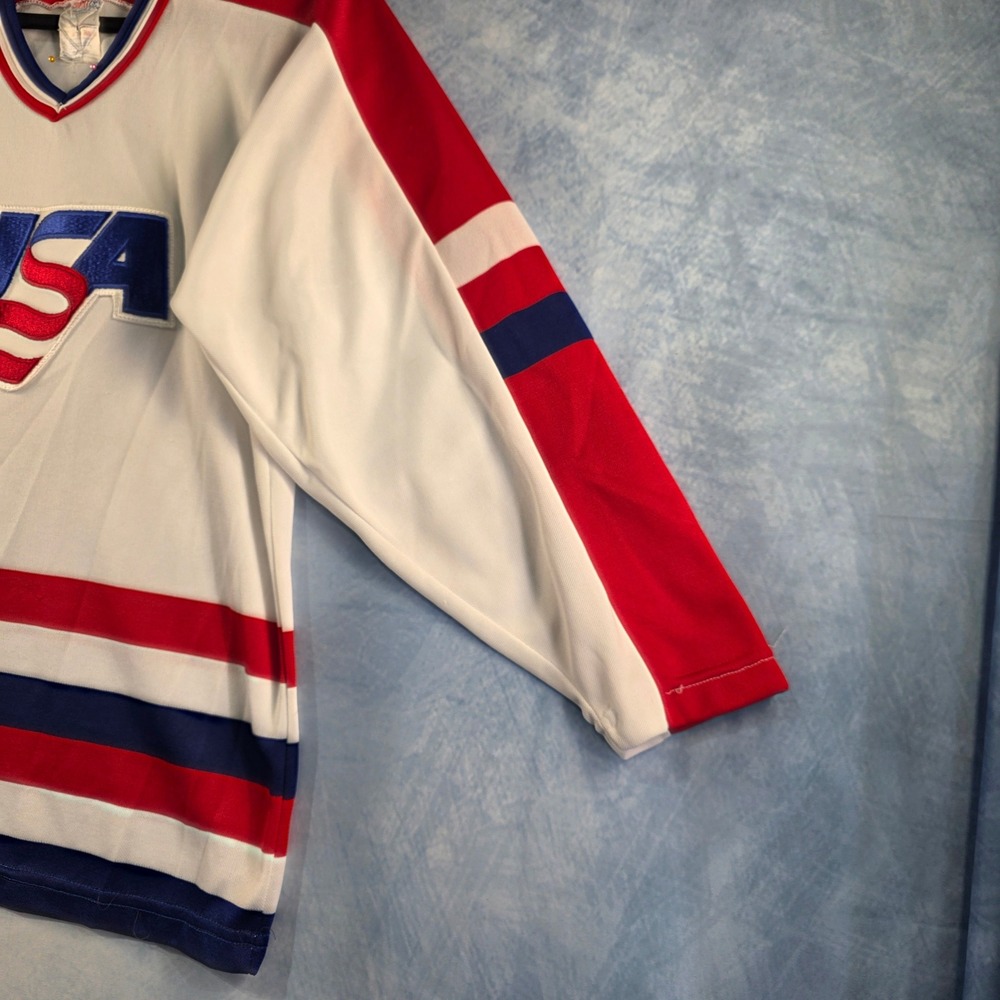 Vintage CCM Maska USA Hockey Jersey Mens Small‎ Red White Blue Embroidered Logo - Picture 3 of 11